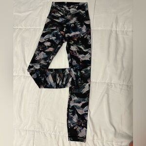 Lululemon leggings size 2